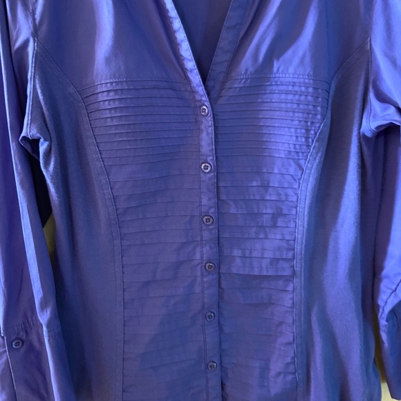 Zac & Rachel purple button down business  blouse size medium - Picture 3 of 15